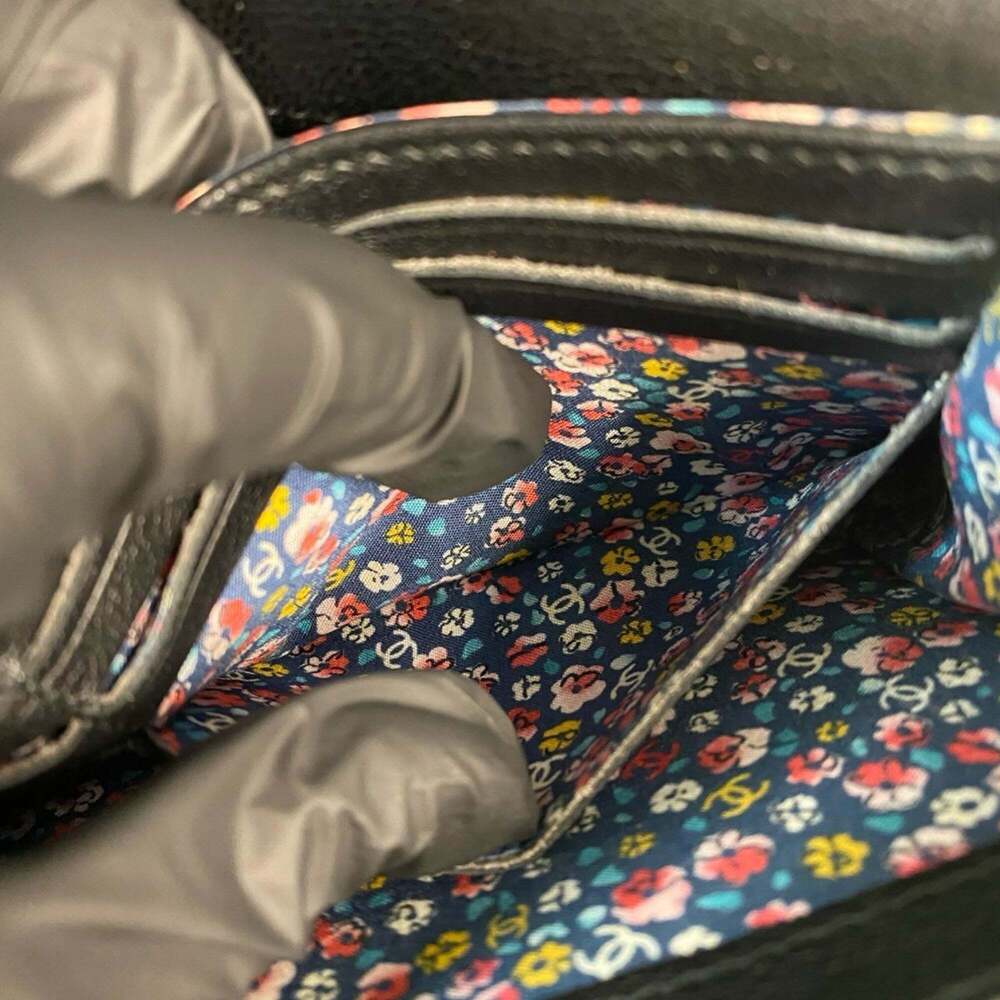 CHANEL Authentic Black Leather Logo Wallet - Picture 9 of 10